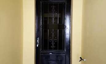 Imagem 3: OTIMA CASA COM 03 QUARTOS, QUINTAL, FORRADA E GRADEADA. PROXIMO A CASA DO PORTUGUES NA AV