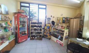 Imagem 3: Loja de placas de cemitério e conveniência