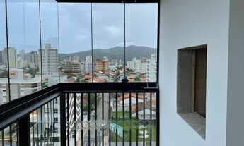 Imagem 2: Apartamento para venda possui 72 metros quadrados com 2 quartos em Perequê - Porto Belo