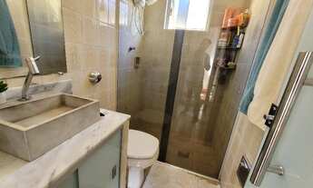 Imagem 4: Apto 3 qts, rico em armarios, vaga para 2 carros coberta. Apenas 185 mil