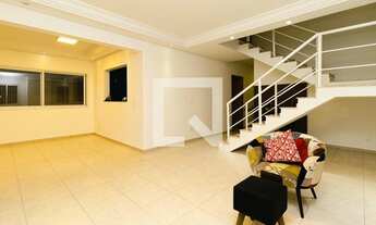 Imagem 3: Casa de Condomínio para Aluguel - Jardim Samambaia, 3 Quartos, 340 m2