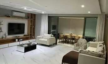 Imagem 2: Apartamento para venda possui 178 metros quadrados com 4 quartos