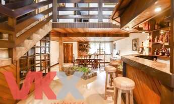 Imagem 2: Casa para Venda em Curitiba, Ahú, 5 dormitórios, 3 suítes, 5 banheiros, 5 vagas