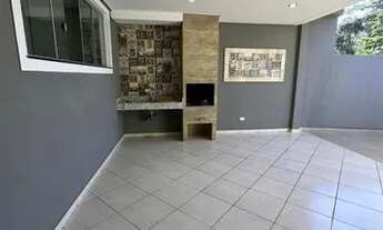 Imagem 4: Sobrado para Locação em Campo Mourão, Jardim Flora II, 3 dormitórios, 1 suíte, 2 banheiros