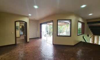 Imagem 6: Sobrado para aluguel e venda possui 680 metros quadrados com 5 quartos