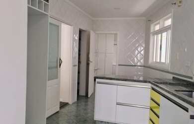 Imagem 6: Casa de condomínio para aluguel com 285 metros quadrados com 4 quartos, sendo 2 suites