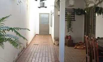 Imagem: Vendo casa em bairro nobre