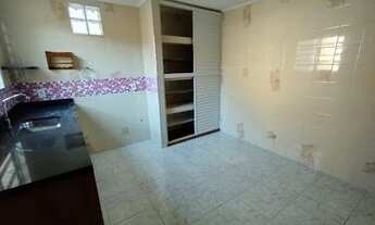 Imagem 2: Casa com 2 dormitórios para alugar, 250 m² por R$ 1.500,00/mês - Jardim Quarto Centenário