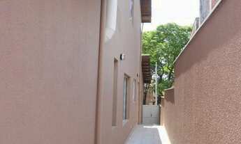 Imagem 5: Linda Casa para locação possui 368 metros quadrados com 4 quartos