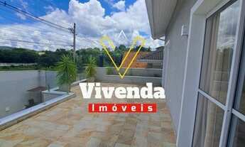 Imagem 6: Casa em condomínio fechado de alto padrão em Alphaville, com 3 quartos e 1 suíte. Possui 5