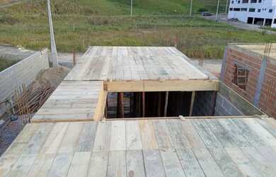 Imagem 5: VENDO DUPLEX Casa com 2 dormitórios