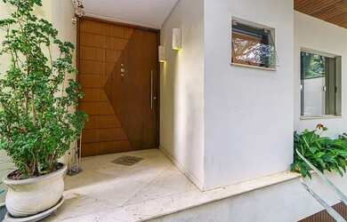 Imagem 3: Descubra a casa dos seus sonhos neste oásis de conforto e luxo, localizado no perímetro do