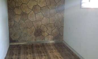 Imagem 6: Aluga-se 700 Casa com 3 dormitórios