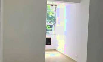 Imagem 2: Apartamento com 2 dormitórios à venda, 75 m² por R$ 657.000,00 - Copacabana - Rio de Janei