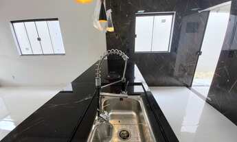 Imagem 2: 03 suítes, sendo 1 plena e 2 americana