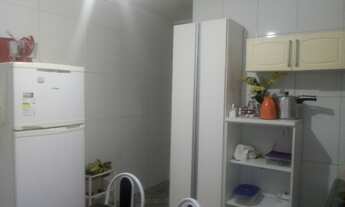 Imagem 3: Casa duplex com mais 2 kitnet´s nos fundos no Bugio