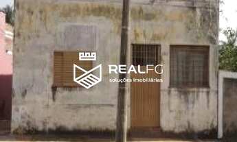 Imagem: Jaú/SP - 166 fds casa 1 e casa 3 vila padre