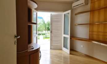 Imagem 5: Casa de condomínio para aluguel com 285 metros quadrados com 4 quartos, sendo 2 suites