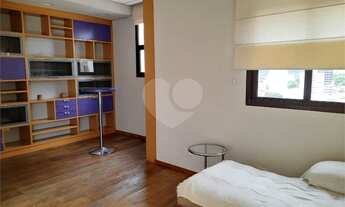 Imagem 2: COBERTURA PERTÍSSIMO DO METRO EM RUA COM TODO TIPO DE SERVIÇO !