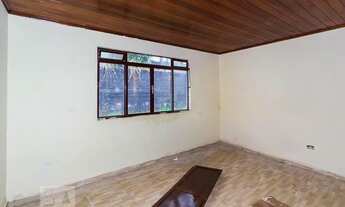 Imagem 7: Casa para Aluguel - Santa Cândida, 2 Quartos, 200 m2