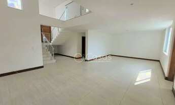 Imagem 4: Casa com 4 dormitórios para alugar, 350 m² por R$ 5.000,00/mês - Cidade Jardim - Juiz de F