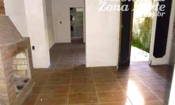 Imagem 3: Casa com aberturas adjacentes que favorecem a ventilação, localizada na R. Santo Antônio