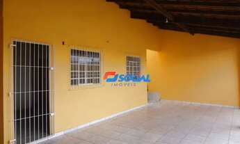 Imagem 2: Ótima casa para locação próximo a Jatuarana, localizada na Rua Alecrim, Bairro: Cohab Flor