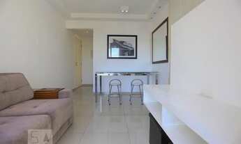 Imagem 3: Apartamento para Aluguel - Centro, 2 Quartos, 50 m2