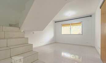 Imagem 5: Casa para Aluguel - Pilarzinho, 3 Quartos, 210 m2