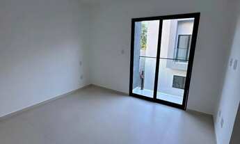 Imagem 5: Casas 4 quartos na Estrada do Côco