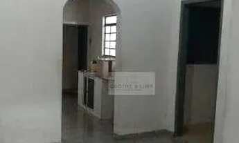 Imagem 7: Casa à Venda no Centro de Pindamonhangaba Excelente Localização e Potencial de Investimen