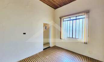 Imagem 4: Casa térrea para locação no Bairro Vila Tibério, próximo ao Santuário Nossa Senhora do Ros