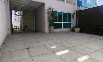 Imagem 2: Casa com 3 suítes e 3 vagas, em Ouro Verde - Rio das Ostras - RJ