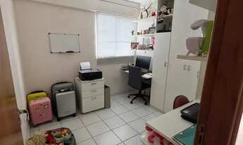 Imagem 4: Apartamento em casa amarela