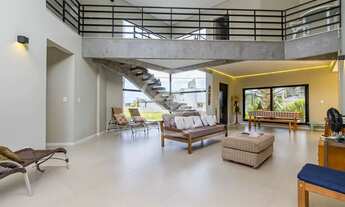 Imagem 7: Casa em condomínio - 249m² de área Privativa - 5 dormitórios ( sendo 1 suíte ) - Piscina