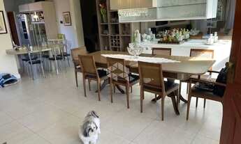 Imagem 6: CASA SEMIMOBILIADA COM 8 QUARTOS SENDO 2 SUÍTES 6 VAGAS DE GARAGEM NO BAIRRO CARVOEIRA EM