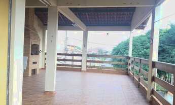 Imagem 12: Casa para venda com 165 metros quadrados com 6 quartos