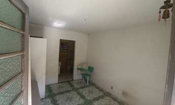 Imagem 3: Casa próximo ao Centro de Queimados