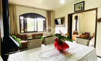 Imagem 5: Casa a venda com 3 dormitórios e 3 banheiros no Bairro Medianeira em Santa Maria