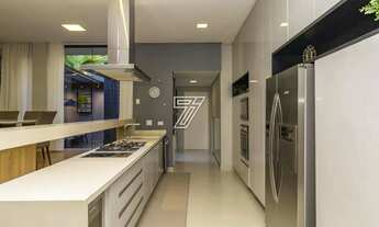 Imagem 7: Casa com très suítes em condomínio