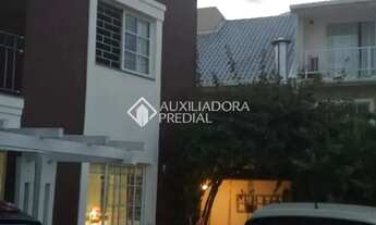 Imagem 3: Triplex à venda próximo ao Parque Atuba