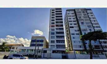 Imagem 2: Apartamento à Beira-Mar: Conforto e Vista Incríveis