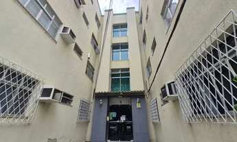 Imagem: Lindo apartamento reformado no largo do