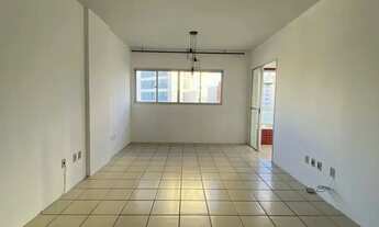 Imagem 2: Imóvel para venda tem 112 metros quadrados com 3 quartos em Boa Viagem - Recife - PE