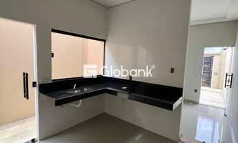 Imagem 4: Casa à venda em Montes Claros - 2 quartos, quintal e área de serviço no Terra Jardim