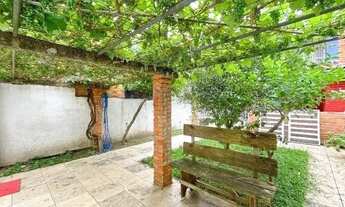 Imagem 4: Casa com 4 Quartos e 3 banheiros de 223 m², perto da PUC à venda por R$ 697.000