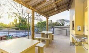 Imagem 2: Apartamento de 2 dormitórios com 43m², bairro Glória