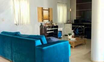 Imagem 2: Sobrado no Portal do Sol II com 3 suítes, sendo 1 máster com closet e hidromassagem + escr