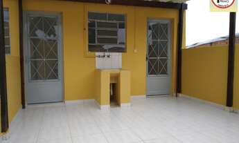 Imagem 3: Casa com 04 cômodos na Vila Nhocuné - Imóvel reformado e aceita depósito