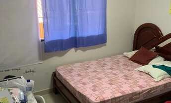 Imagem 2: Casa no centro da cidade ocidental